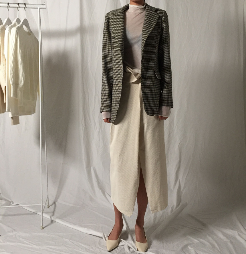 Kanne Unique strap Golden slit Long skirt Normal m