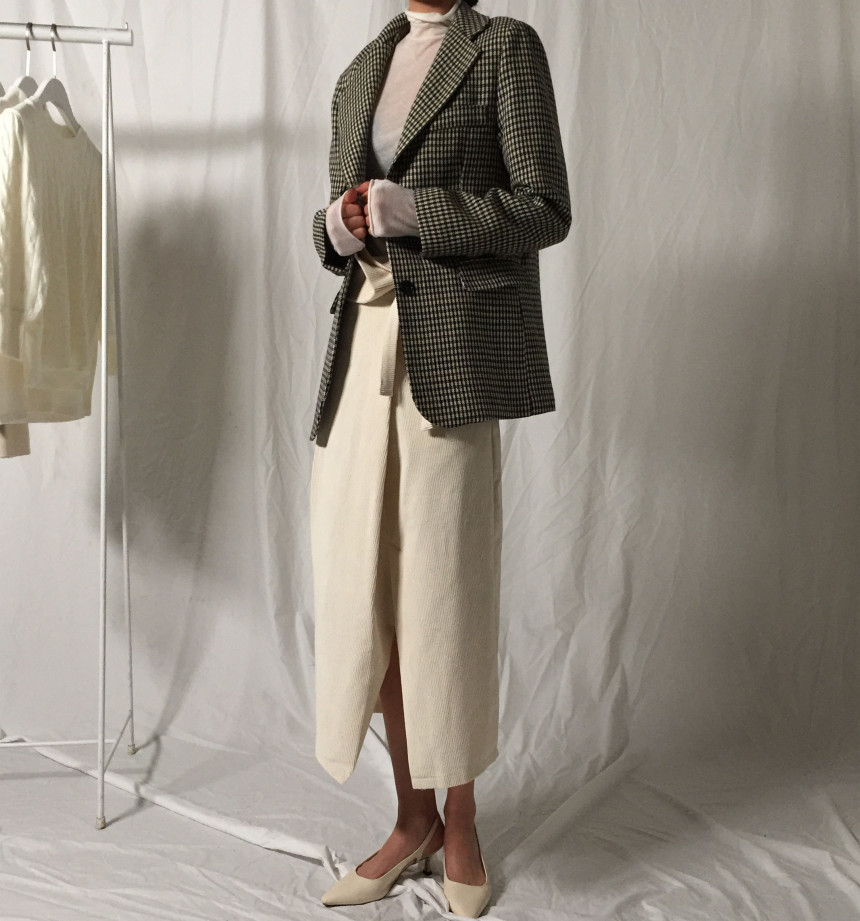 Kanne Unique strap Golden slit Long skirt Normal m