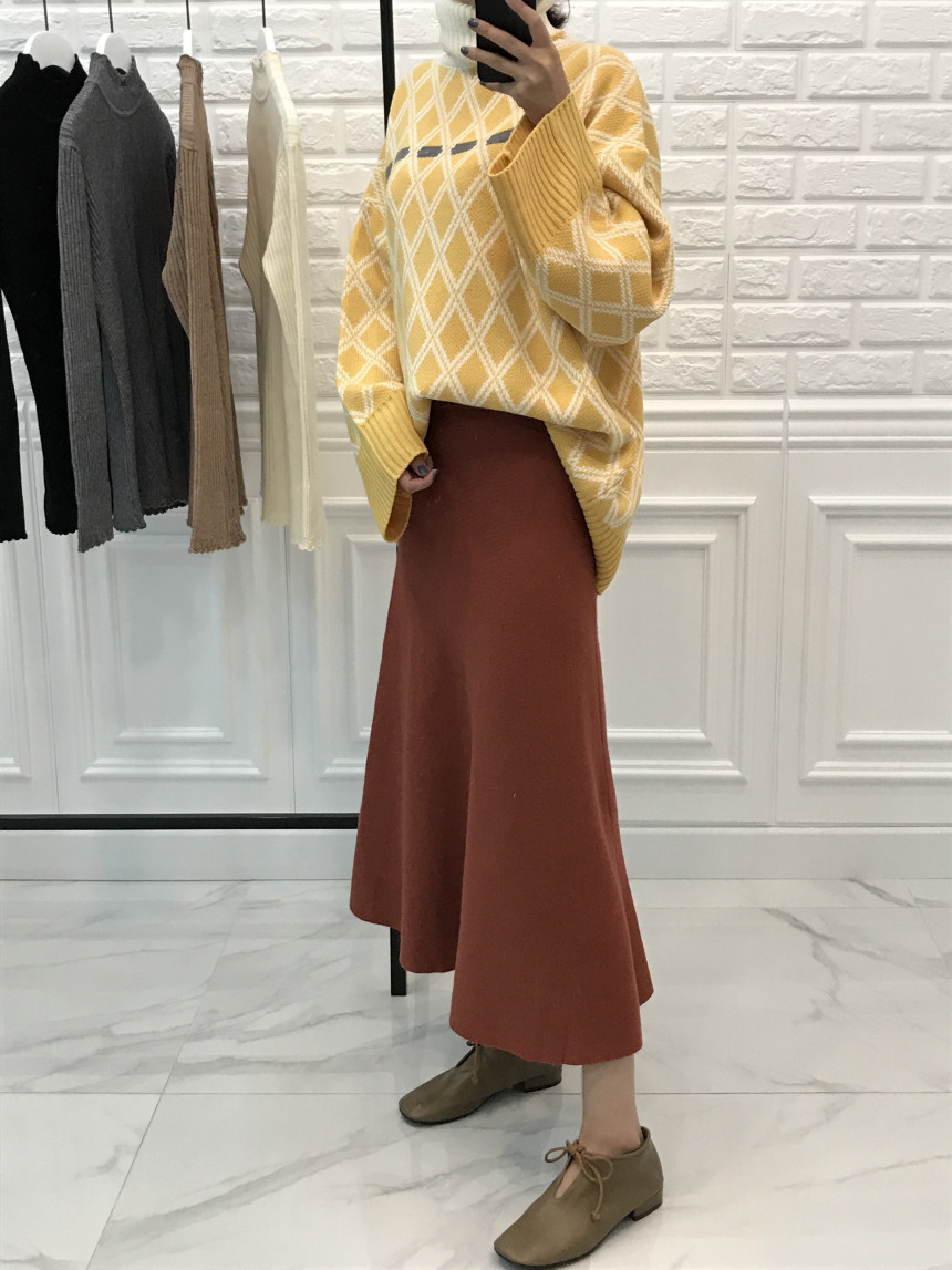 Bella bending knit long skirt A line winter natura
