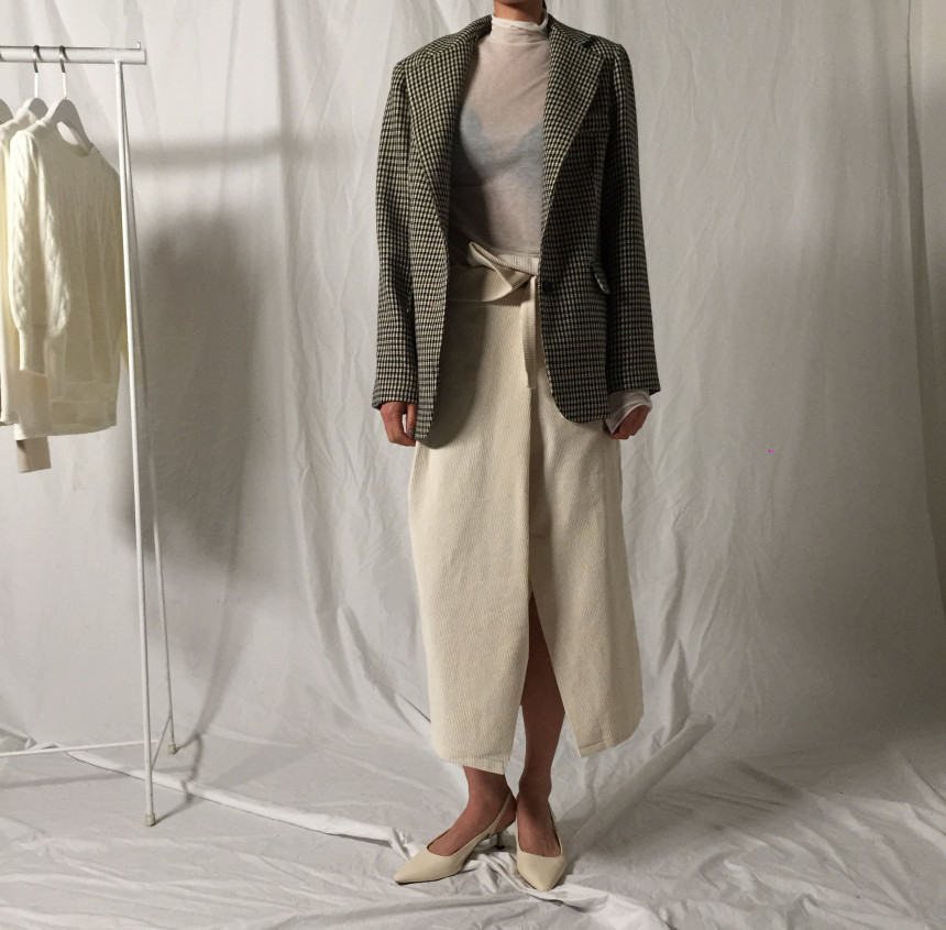 Kanne Unique strap Golden slit Long skirt Normal m