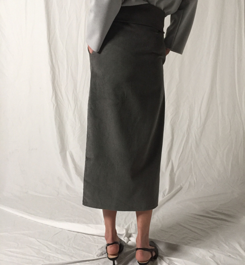 Kanne Unique strap Golden slit Long skirt Normal m