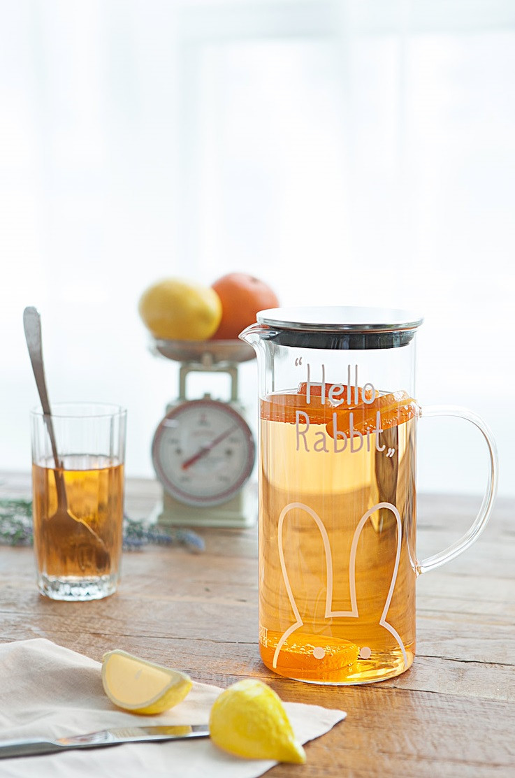 Sealed glass bottle heat-resistant port water bott