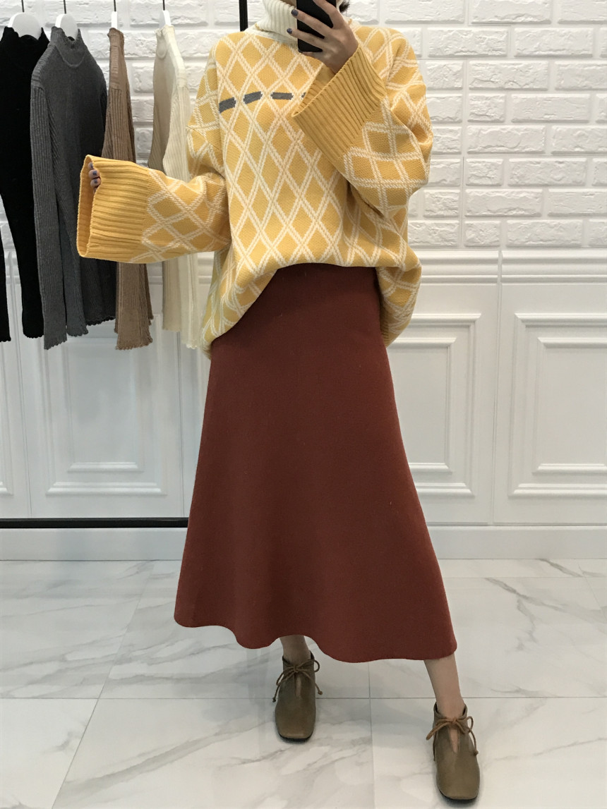 Bella bending knit long skirt A line winter natura