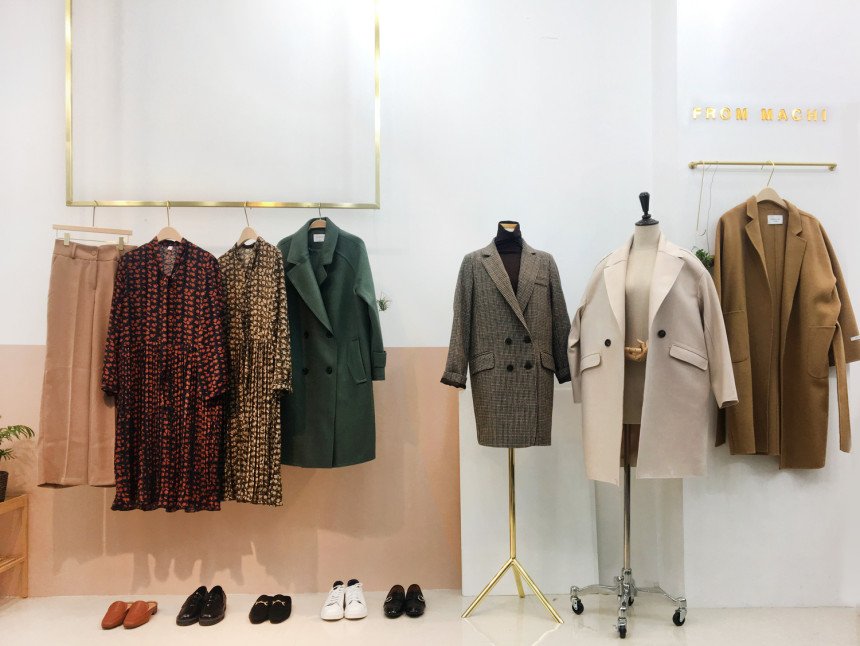 Pleasant Shiny Velvet Pleated Flare Long Skirt 4co