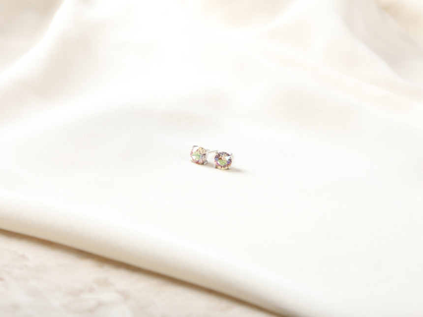 Swarovski Cubic simple earrings Daily glitter Swar