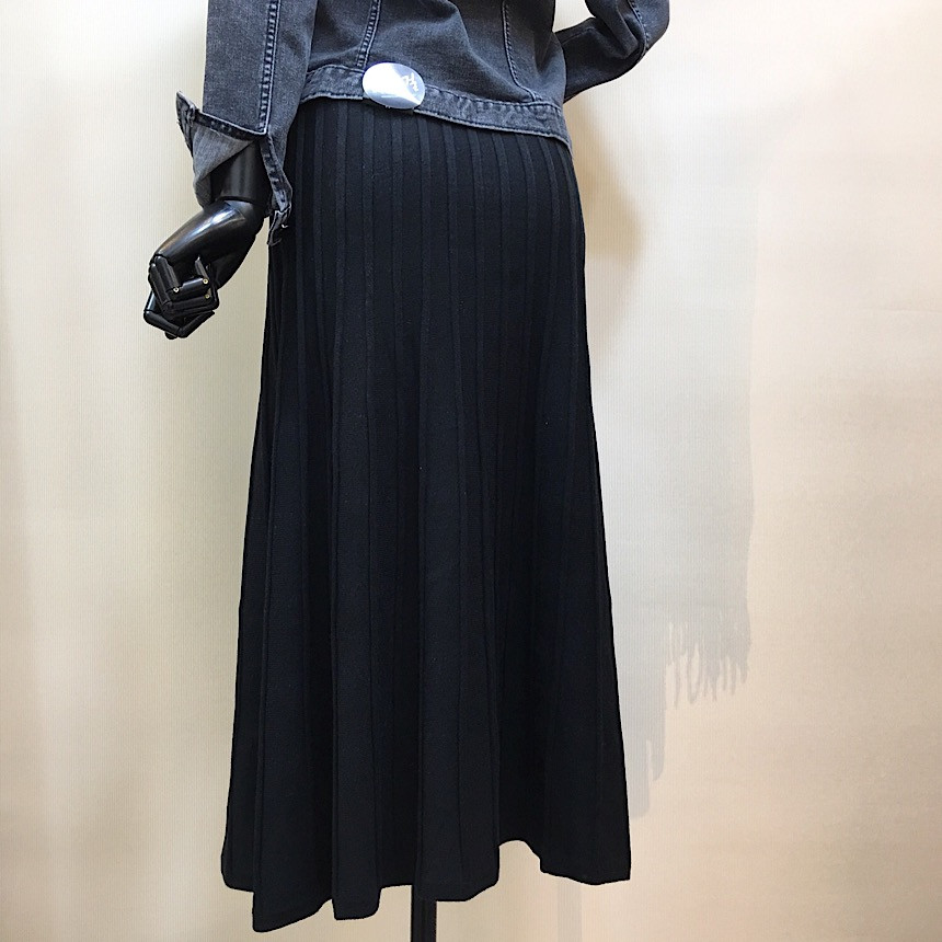 Simple knit long skirt a line Goliath Flare Bendin