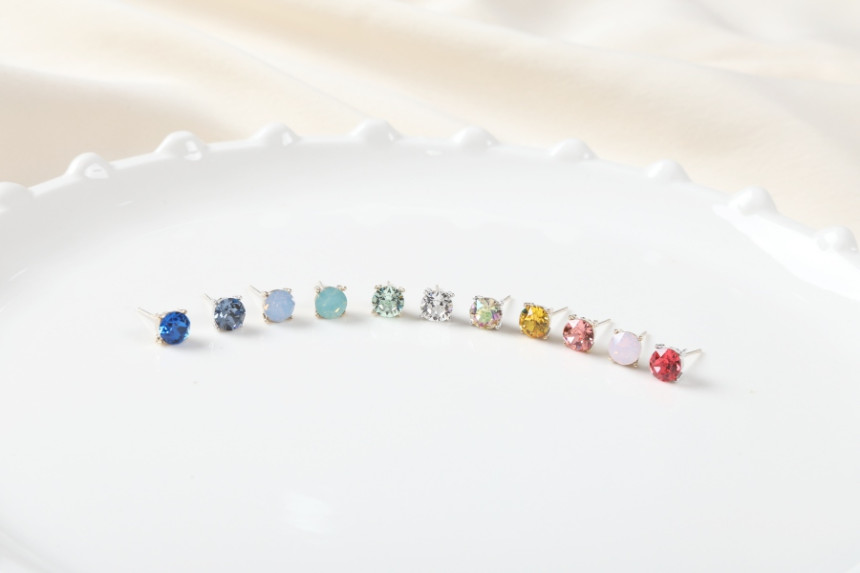 Swarovski Cubic simple earrings Daily glitter Swar