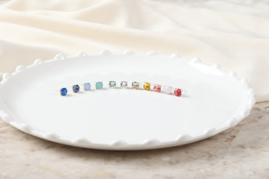 Swarovski Cubic simple earrings Daily glitter Swar