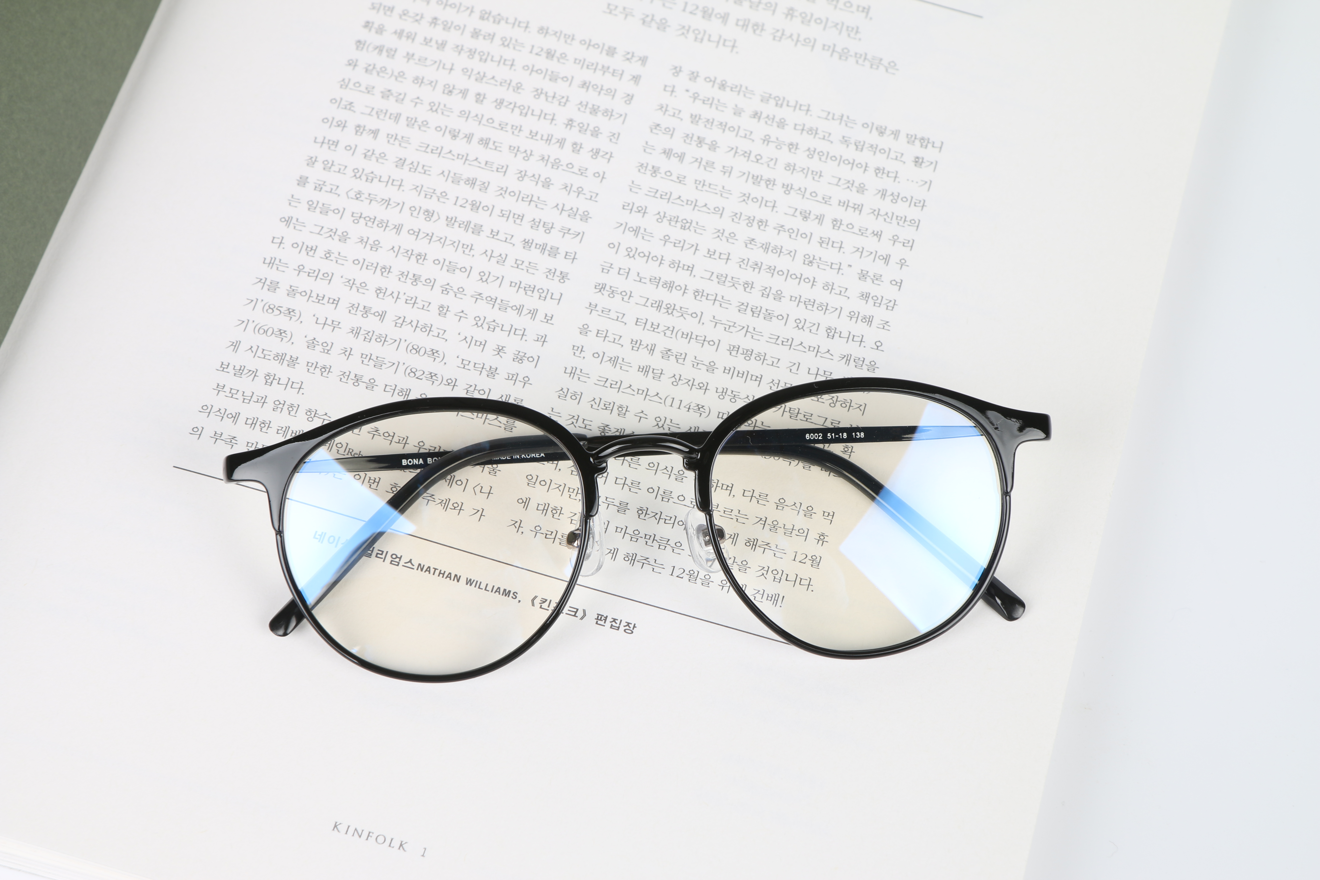 <b><p>light Korean Wom Donggul Hn glasses Round</p></b><b><p>軽い 韓国語 男 女性 ドングル 角縁 メガネ ラウンドテ 小さな ファッション</p></b><br /><br /><p align='center'>