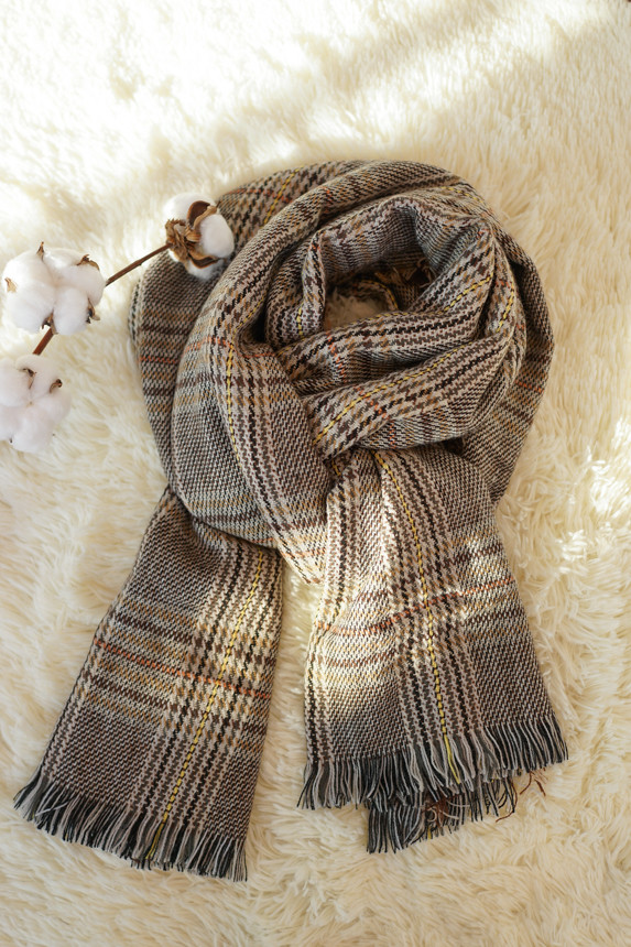 Check muffler Autumn A warm classic ring that will