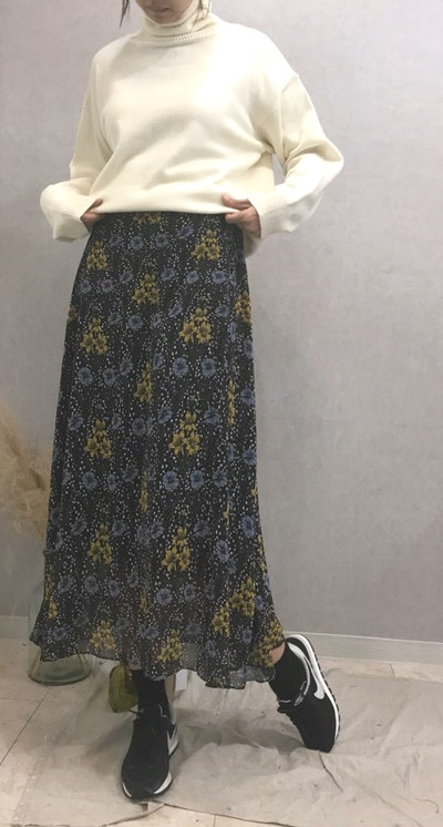 Flower chiffon long skirt Lovely look romantic Sty