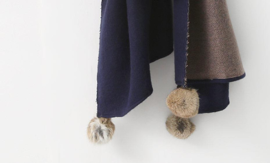 Real rabbit bell muffler Outgoing sophisticated re