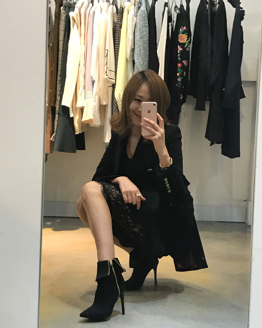 Suede Angle Boots Feminine look 30 suits for skirt