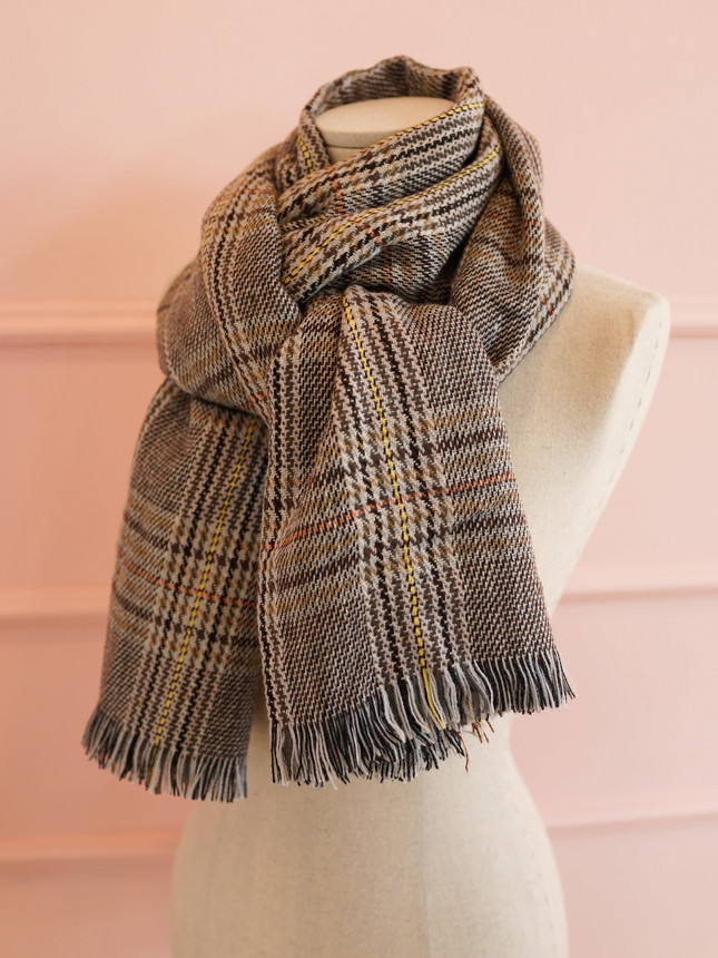 Check muffler Autumn A warm classic ring that will