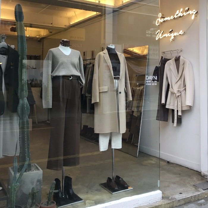 <b><p>square Layering set Modn chic Female coordation</p></b><b><p>スクエア 重ね着リング セット モダンシック 女性コーディネート 素朴なファッション</p></b><br /><br /><p align='center'>