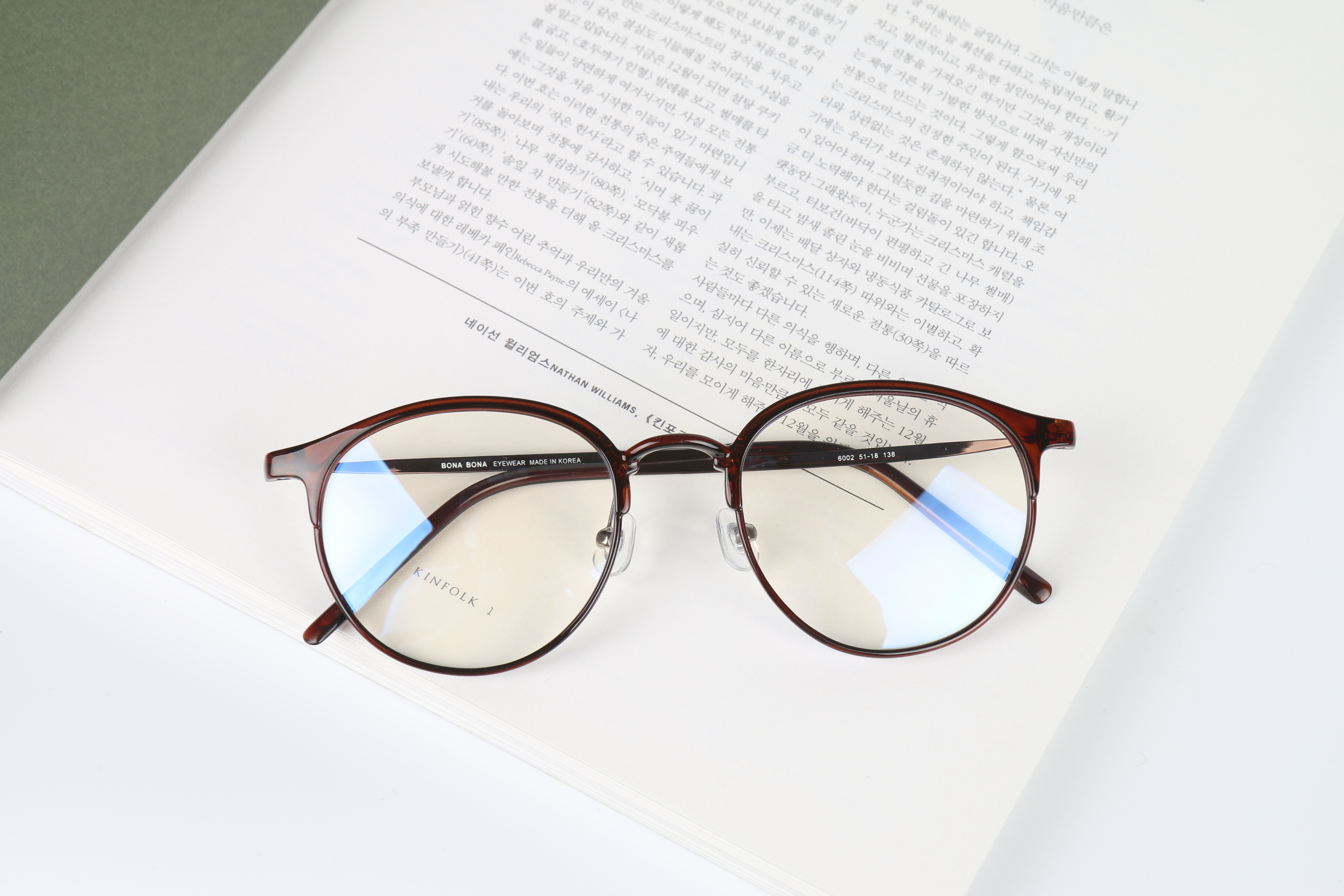 <b><p>light Korean Wom Donggul Hn glasses Round</p></b><b><p>軽い 韓国語 男 女性 ドングル 角縁 メガネ ラウンドテ 小さな ファッション</p></b><br /><br /><p align='center'>