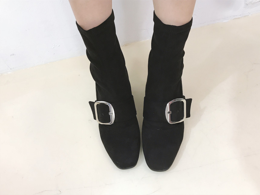 Rectangular buckle Suede Angle Available everywher