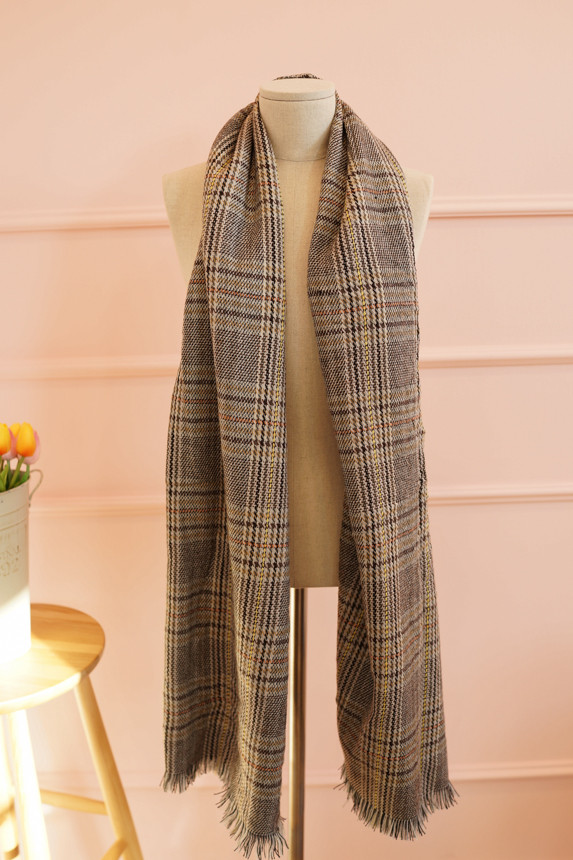 Check muffler Autumn A warm classic ring that will