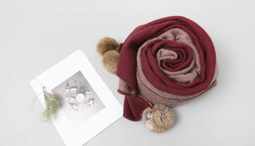 Real rabbit bell muffler Outgoing sophisticated re