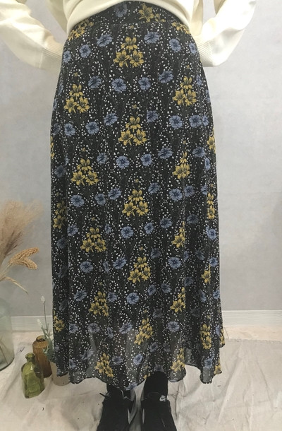 Flower chiffon long skirt Lovely look romantic Sty