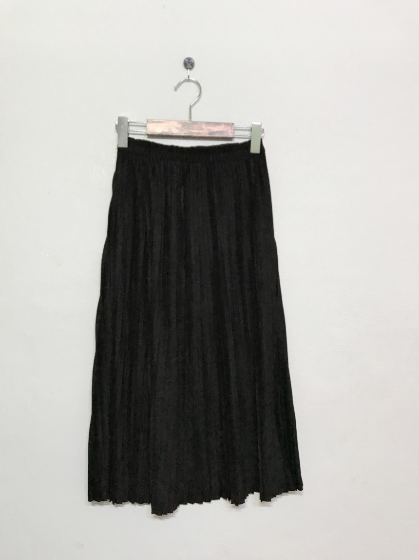 Long tax skirt