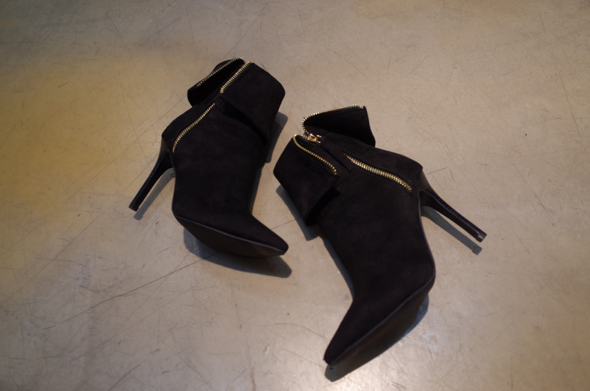 Suede Angle Boots Feminine look 30 suits for skirt