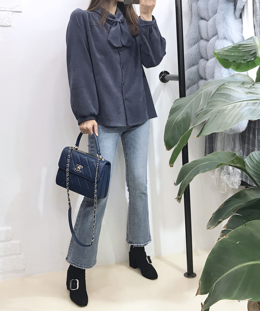 Rectangular buckle Suede Angle Available everywher