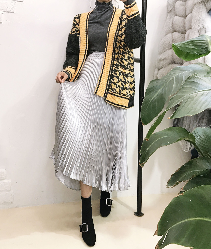 Rectangular buckle Suede Angle Available everywher