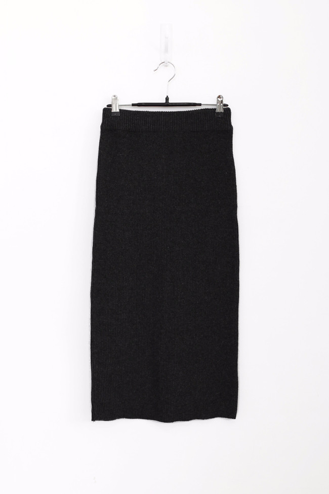 Long skirt long skirts Basic coordination Good pri