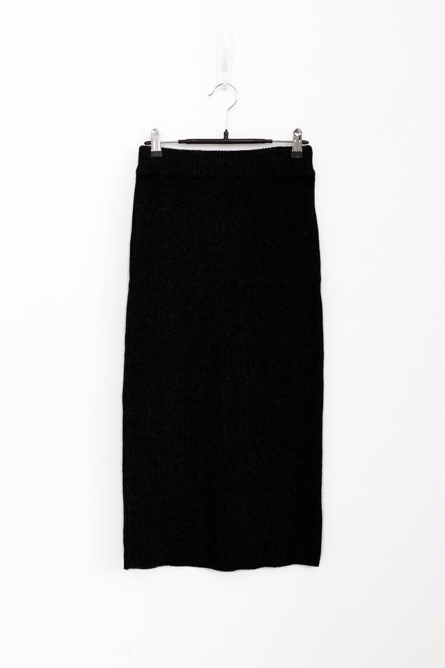 Long skirt long skirts Basic coordination Good pri