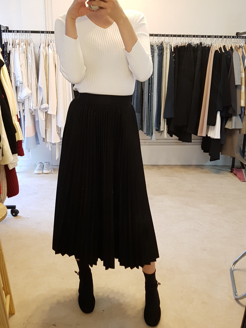 Wool material wrinkled long skirt Twenties Woman U