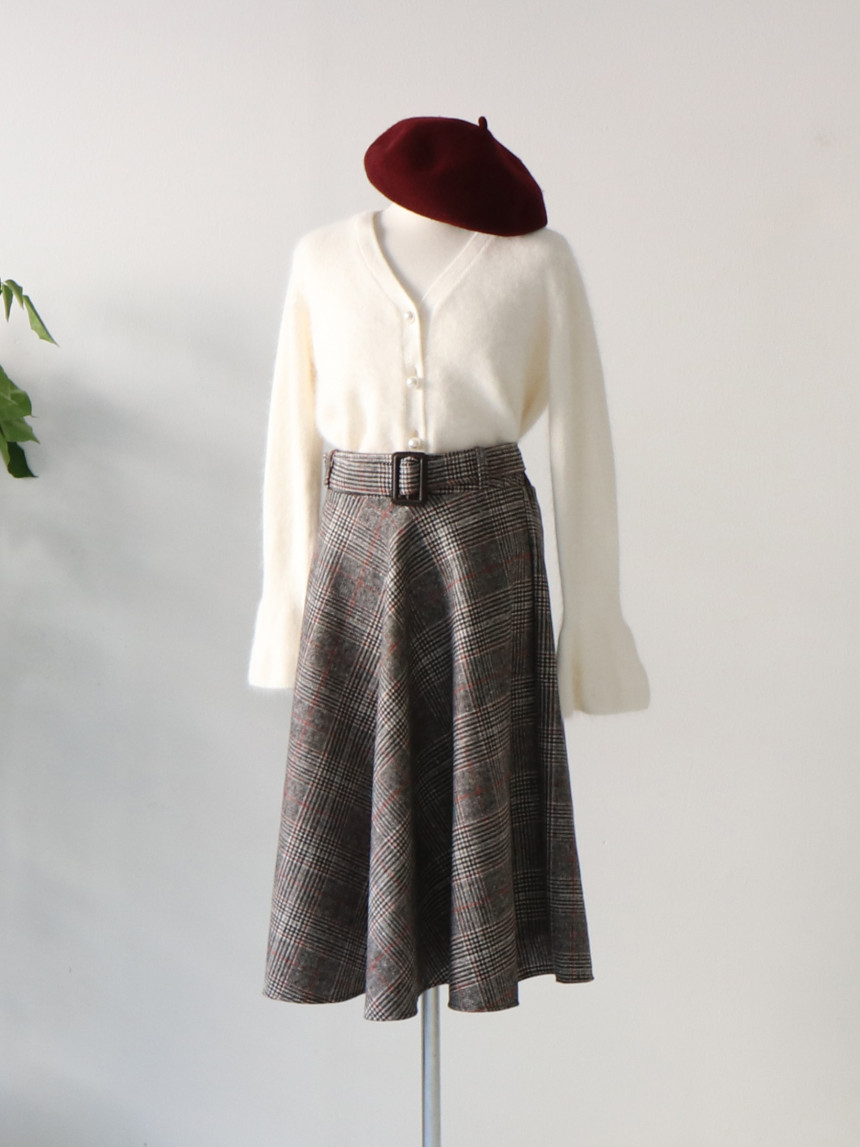 Flair check skirt long skirt