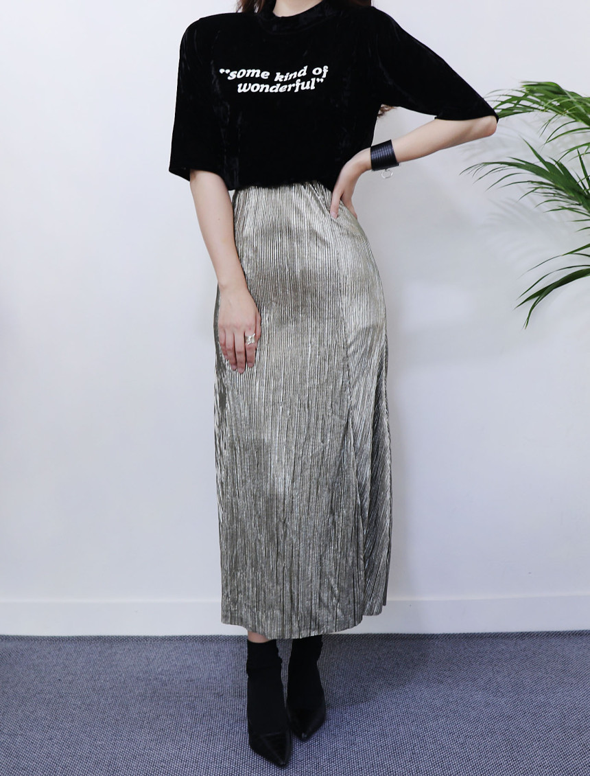 Gold Pleated Skirt 2col Natural sense of color wit