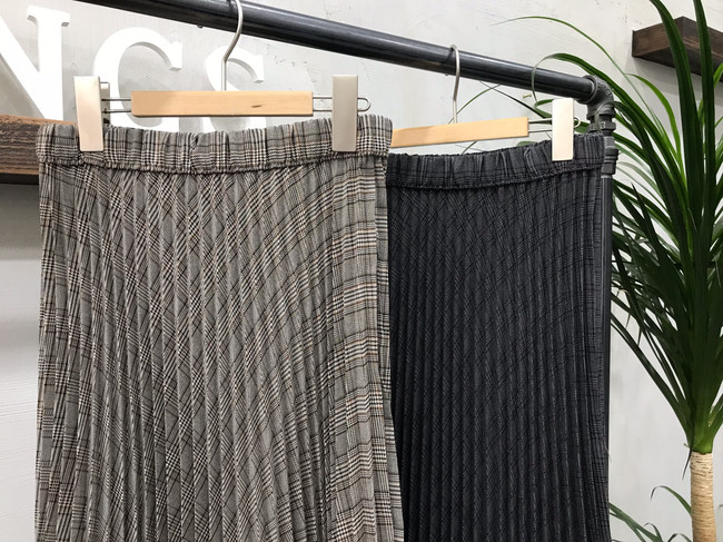 Banding Check Pleated Long Skirt 2 Colors 30 Women