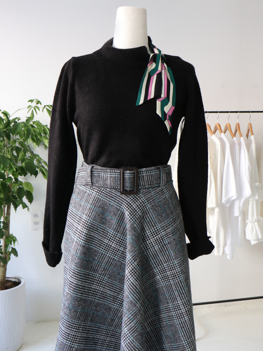 Flair check skirt long skirt