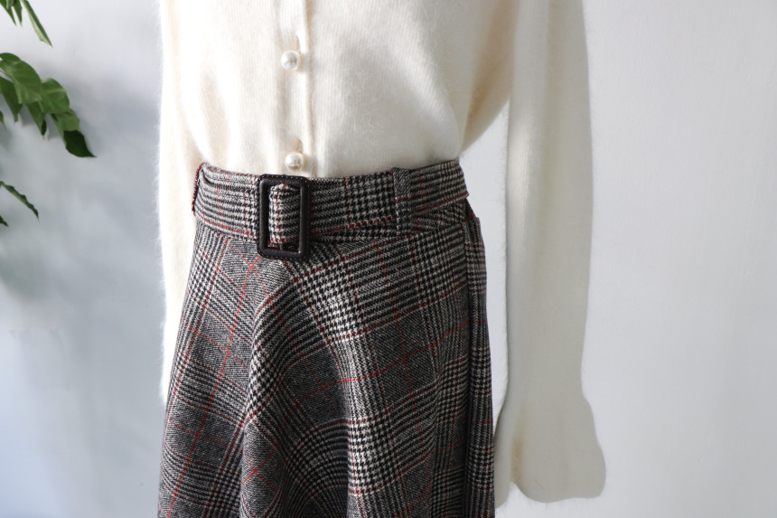 Flair check skirt long skirt
