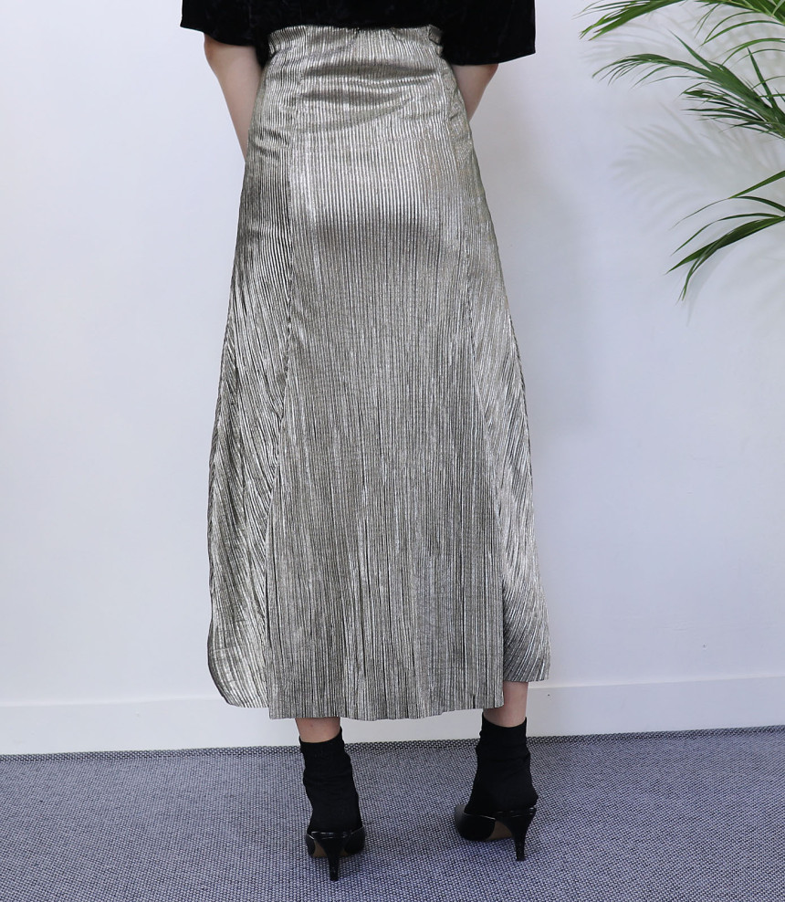 Gold Pleated Skirt 2col Natural sense of color wit