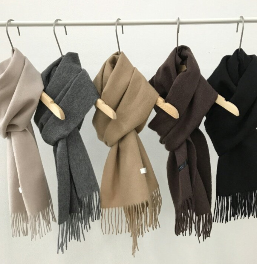 Good quality wool 100 muffler Modern sense of styl