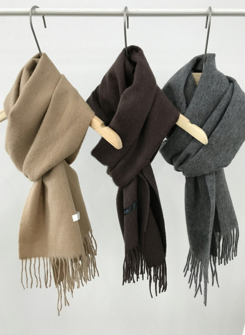 Good quality wool 100 muffler Modern sense of styl