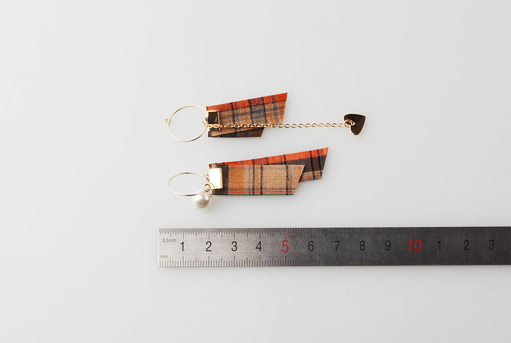 Check Race Uncircle Earrings Earrings Possible Pre