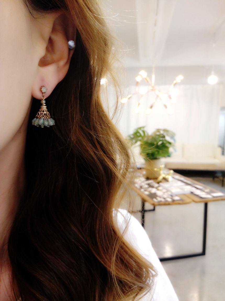 Handmade Surgical Crystal Earrings Gorgeous One Mo