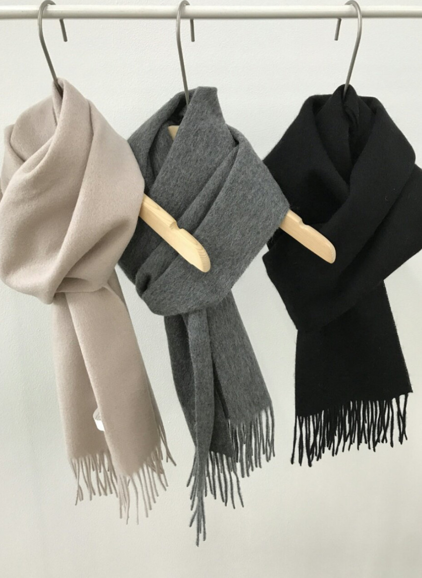 Good quality wool 100 muffler Modern sense of styl