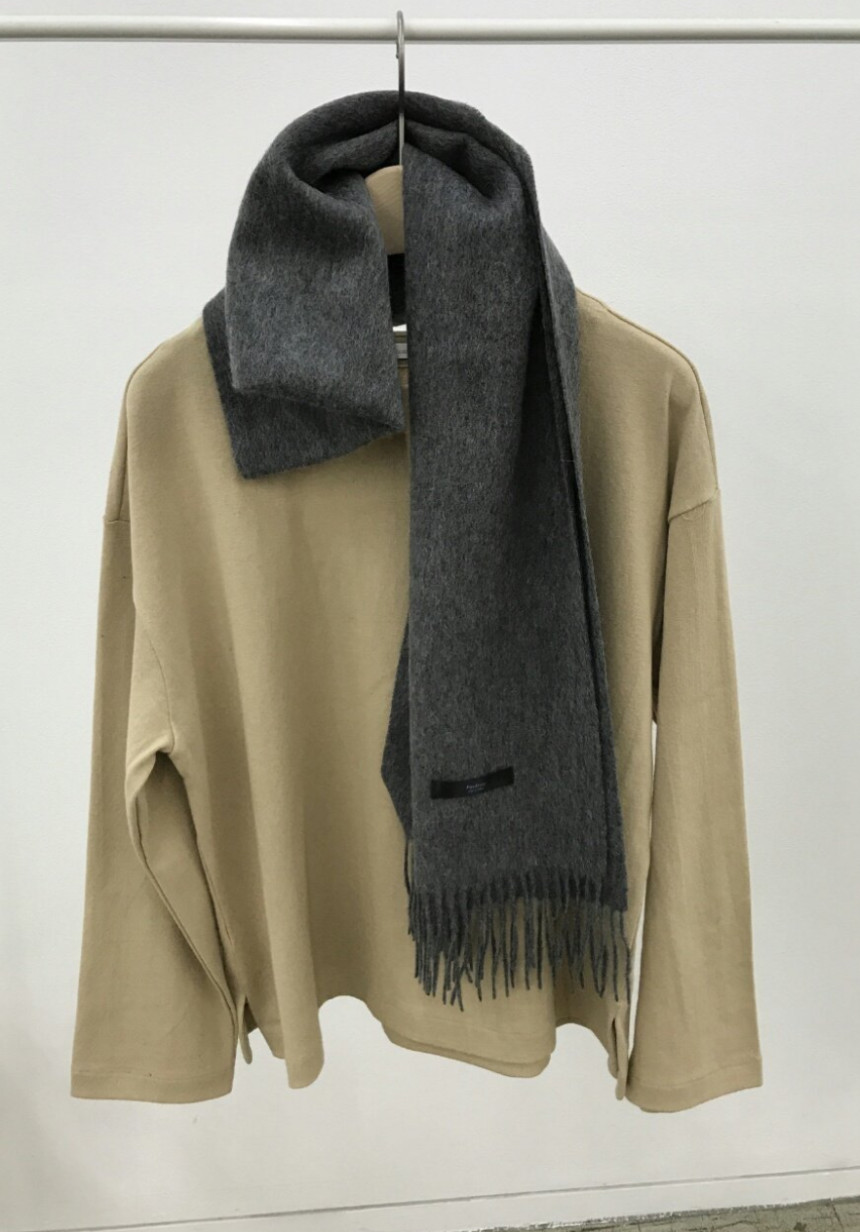 Good quality wool 100 muffler Modern sense of styl