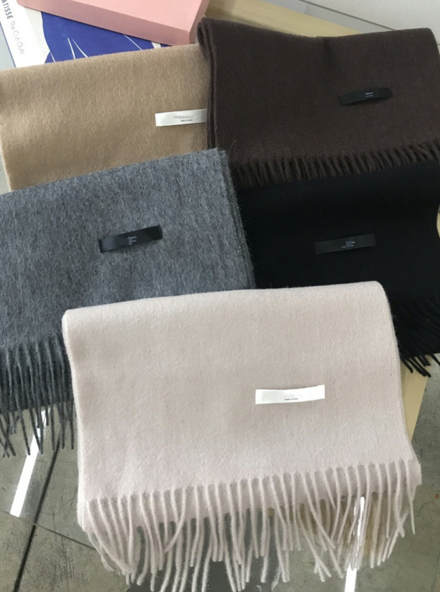 Good quality wool 100 muffler Modern sense of styl