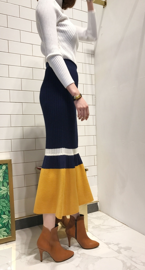 Knit three-color long skirt 2COL slim clean skinny