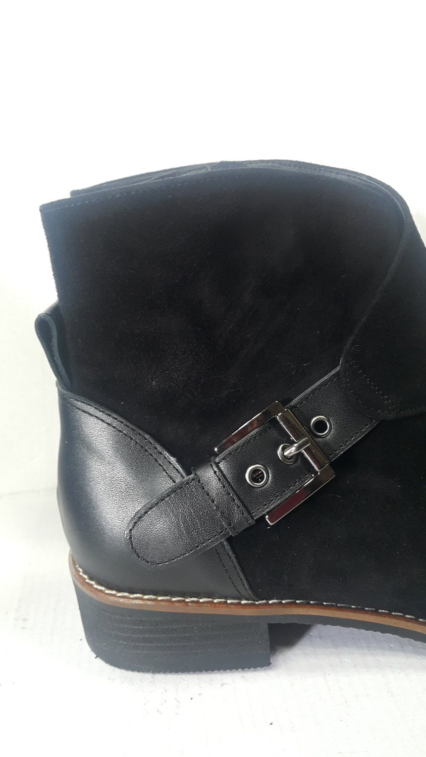 Buckle Ornament Suede Leather Combi Angle