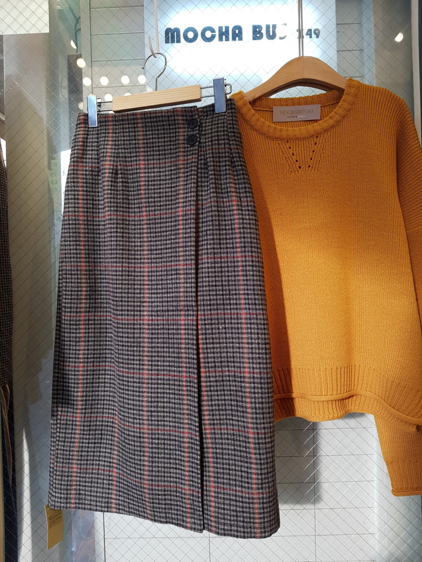 Latte Woolen Check Long Skirt High Waist Winter Co