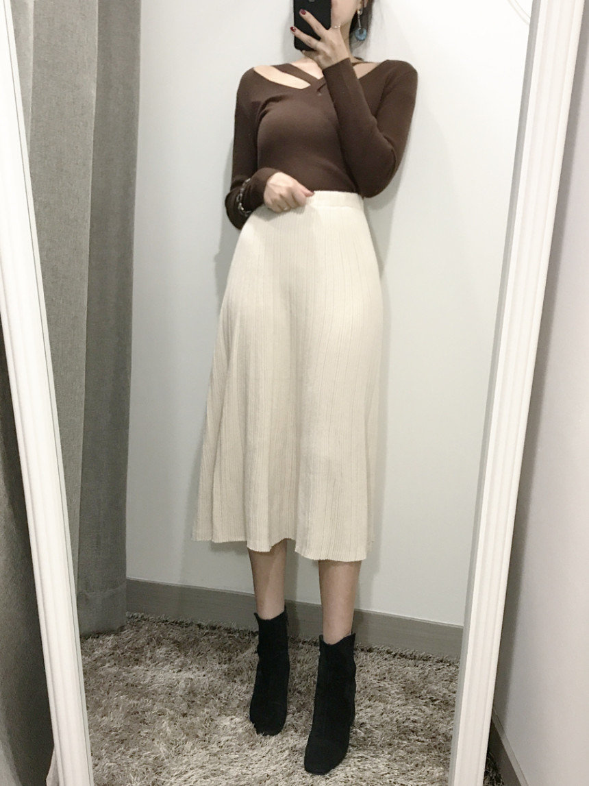 Goliath Knit Pleated Long Skirt 2color Flared Band