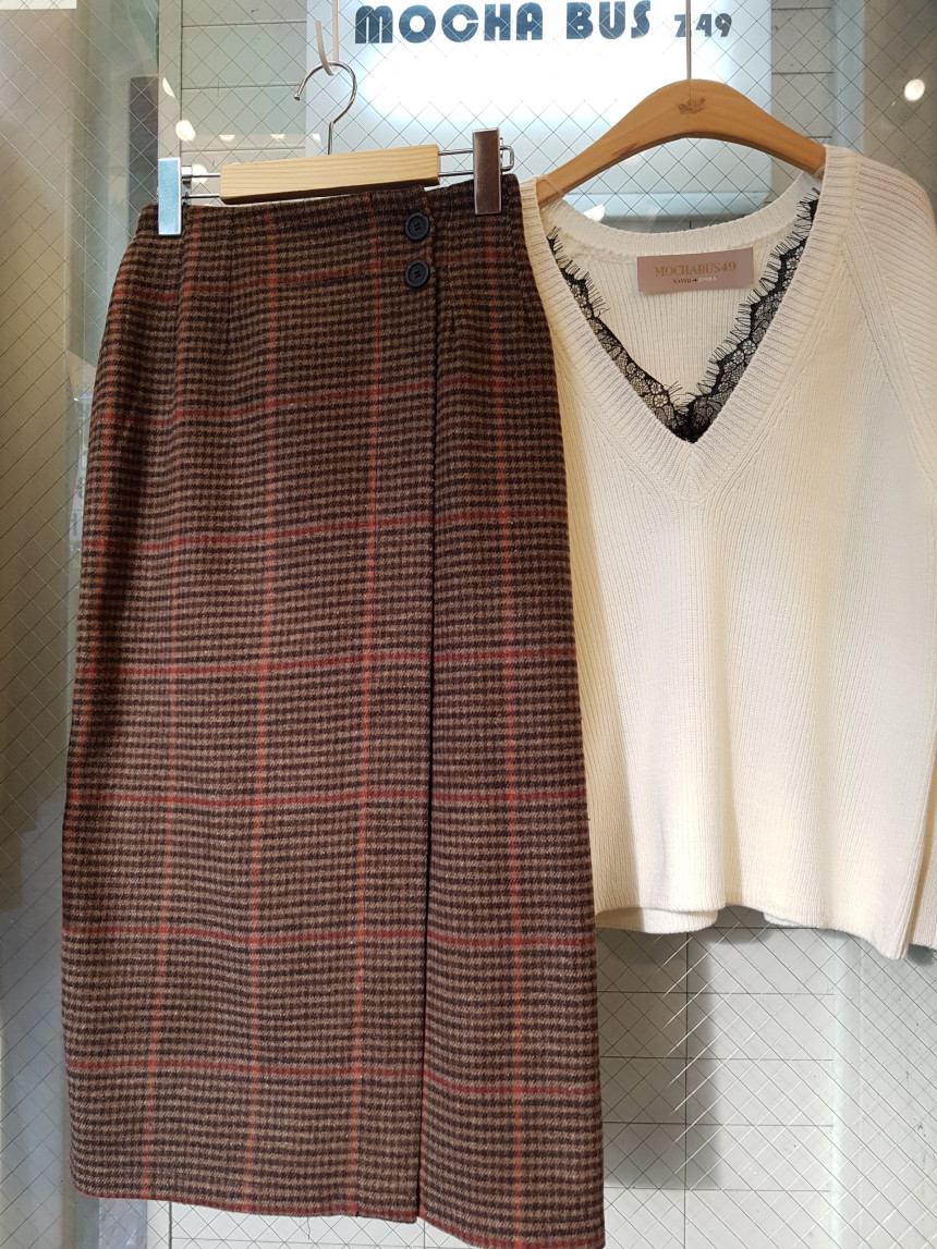 Latte Woolen Check Long Skirt High Waist Winter Co