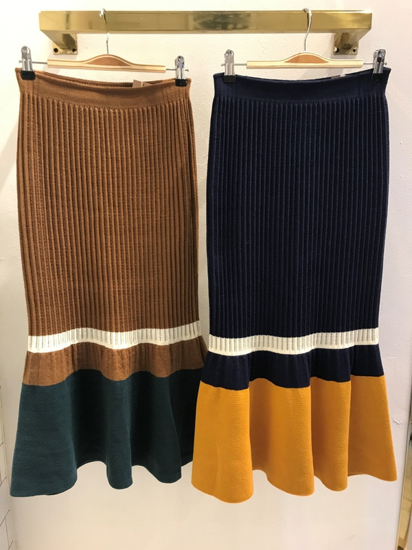 Knit three-color long skirt 2COL slim clean skinny